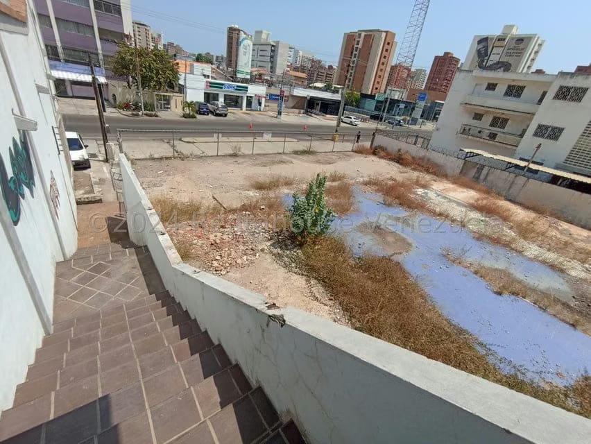 Comercial (Local Comercial) en Alquiler en Calle 72, Zulia - 27