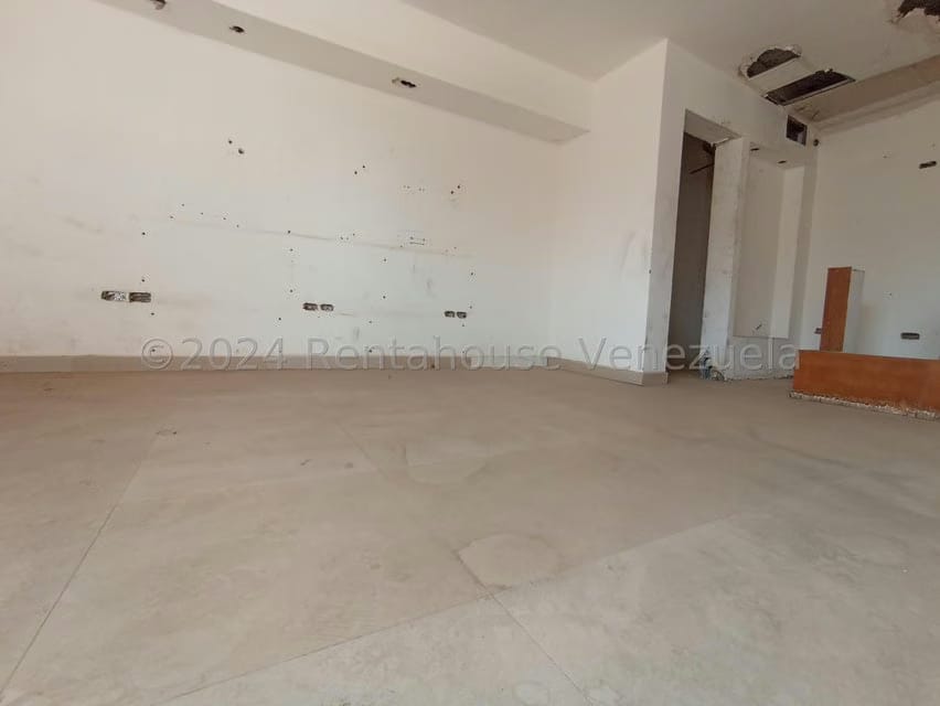 Comercial (Local Comercial) en Alquiler en Calle 72, Zulia - 31