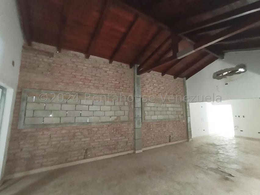 Comercial (Local Comercial) en Alquiler en Calle 72, Zulia - 35