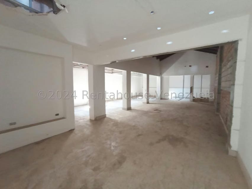 Comercial (Local Comercial) en Alquiler en Calle 72, Zulia - 37