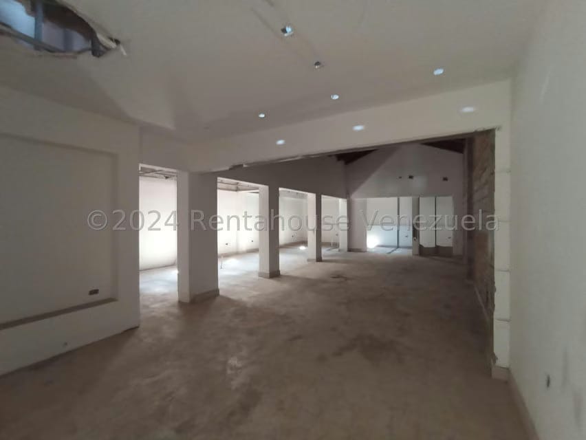 Comercial (Local Comercial) en Alquiler en Calle 72, Zulia - 46