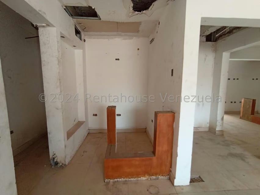Comercial (Local Comercial) en Alquiler en Calle 72, Zulia - 49