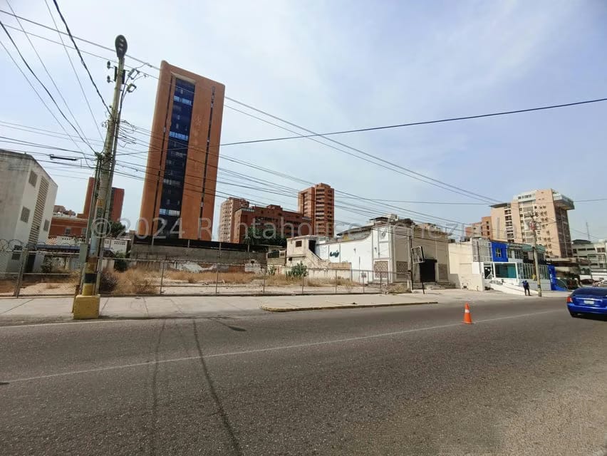 Comercial (Local Comercial) en Alquiler en Calle 72, Zulia - 54