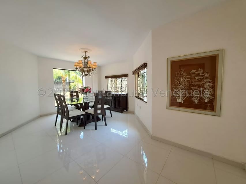 Casa (Duplex) en Venta en Altos de Guataparo, Carabobo - 6