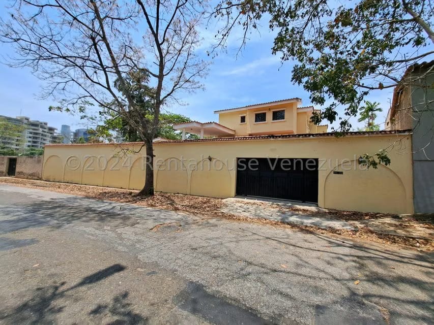 Casa (Duplex) en Venta en Altos de Guataparo, Carabobo - 70