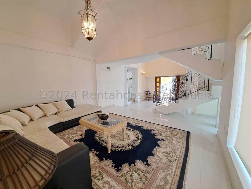 Casa (Duplex) en Venta en Altos de Guataparo, Carabobo - 10