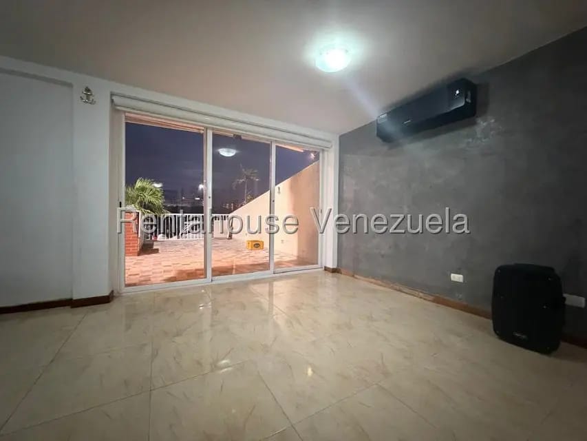 Townhouse (Duplex) en Venta en Puerto Encantado, Miranda - 15