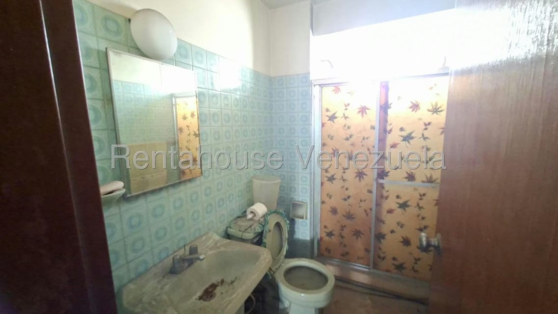 Apartamento (1 Nivel) en Venta en Parroquia La Candelaria, Distrito Metropolitano - 16