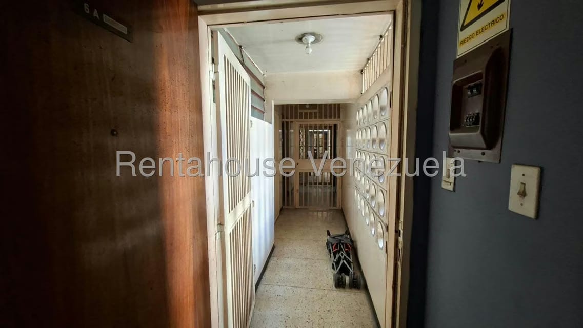 Apartamento (1 Nivel) en Venta en Parroquia La Candelaria, Distrito Metropolitano - 19