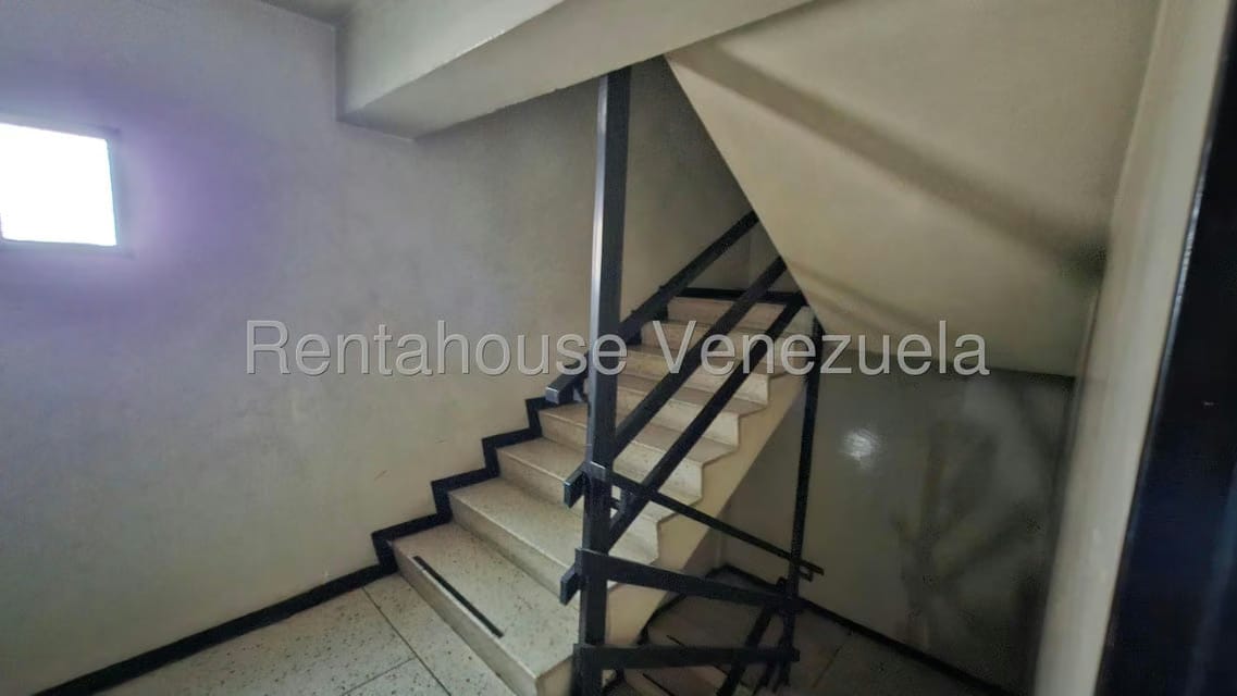 Apartamento (1 Nivel) en Venta en Parroquia La Candelaria, Distrito Metropolitano - 21