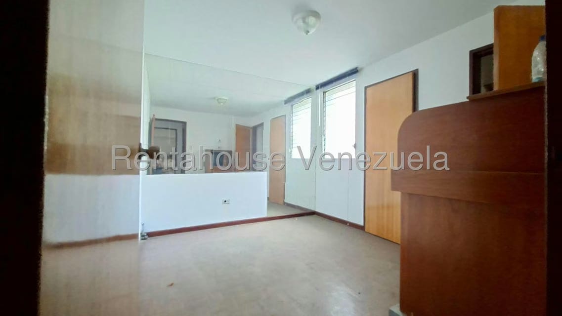 Apartamento (1 Nivel) en Venta en Parroquia La Candelaria, Distrito Metropolitano - 9