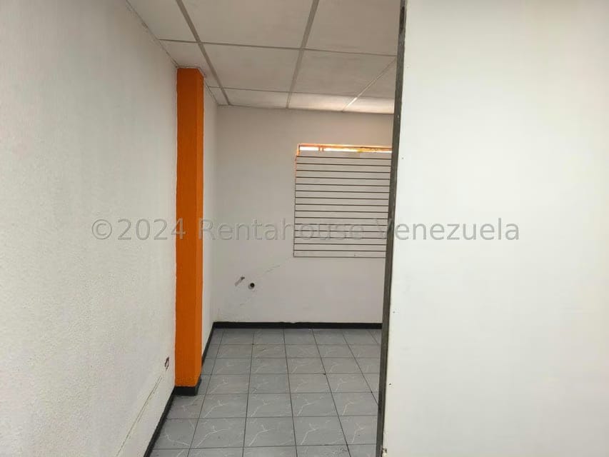 Comercial (Oficina) en Alquiler en Parroquia La Candelaria, Distrito Metropolitano - 8