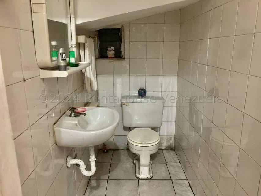 Comercial (Local Comercial) en Venta en El Paraiso, Distrito Metropolitano - 7