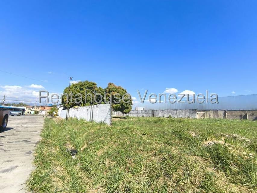 Terreno (Comercial) en Alquiler en La Isabelica, Carabobo - 2