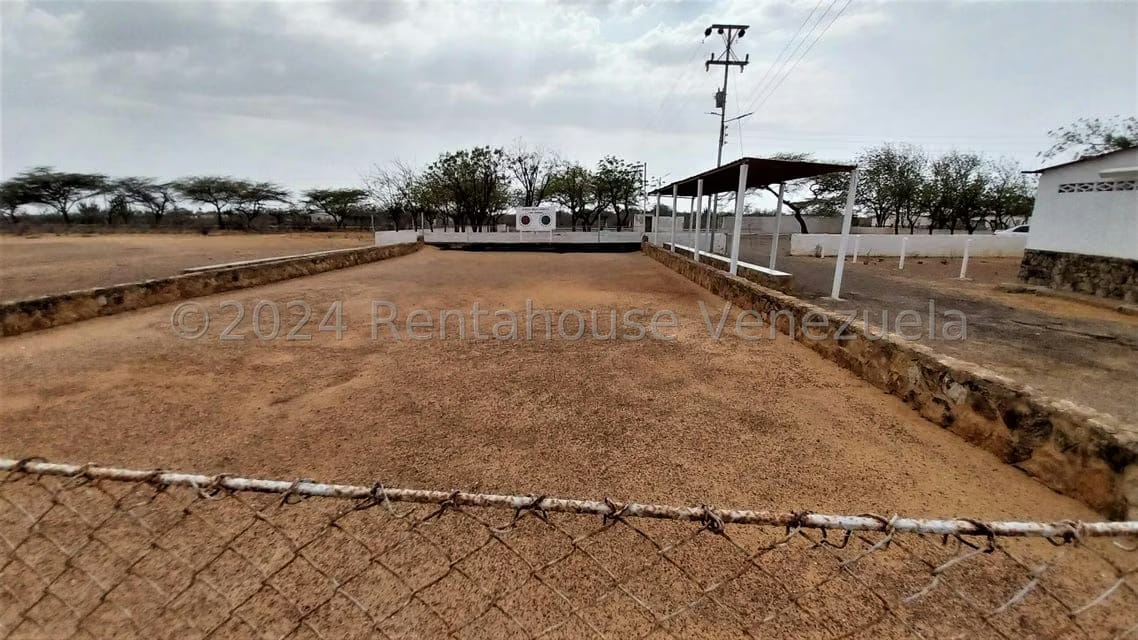 Comercial (Local Comercial) en Venta en Dabajuro, Falcon - 40