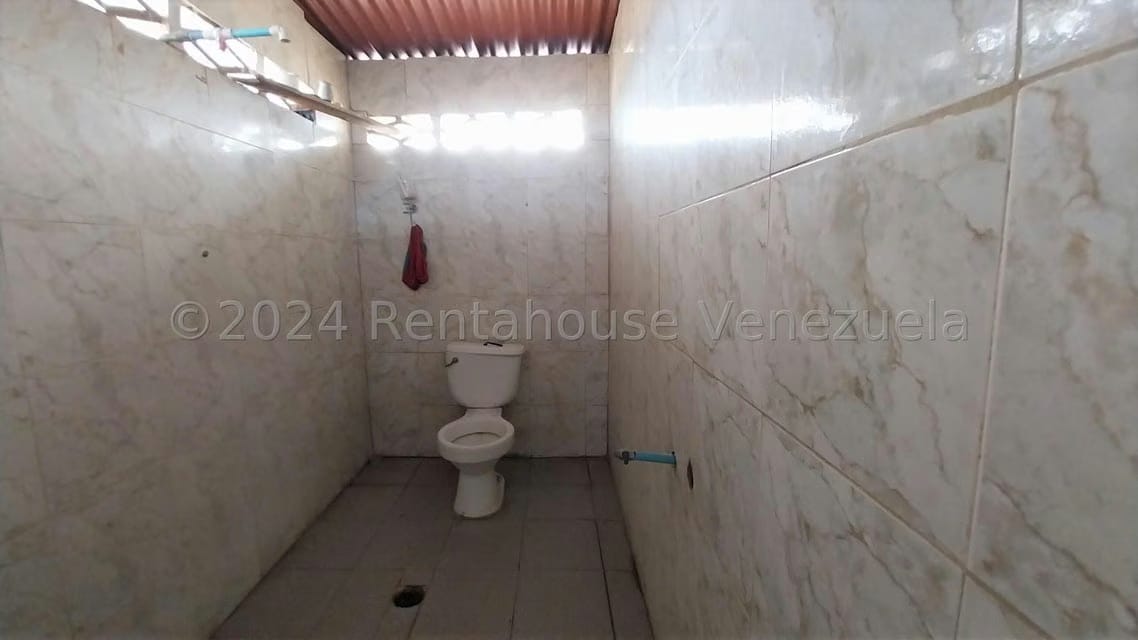 Comercial (Local Comercial) en Venta en Dabajuro, Falcon - 48