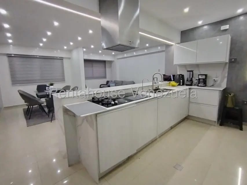 Apartamento (1 Nivel) en Venta en Del Este, Lara - 21