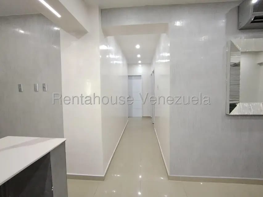 Apartamento (1 Nivel) en Venta en Del Este, Lara - 27