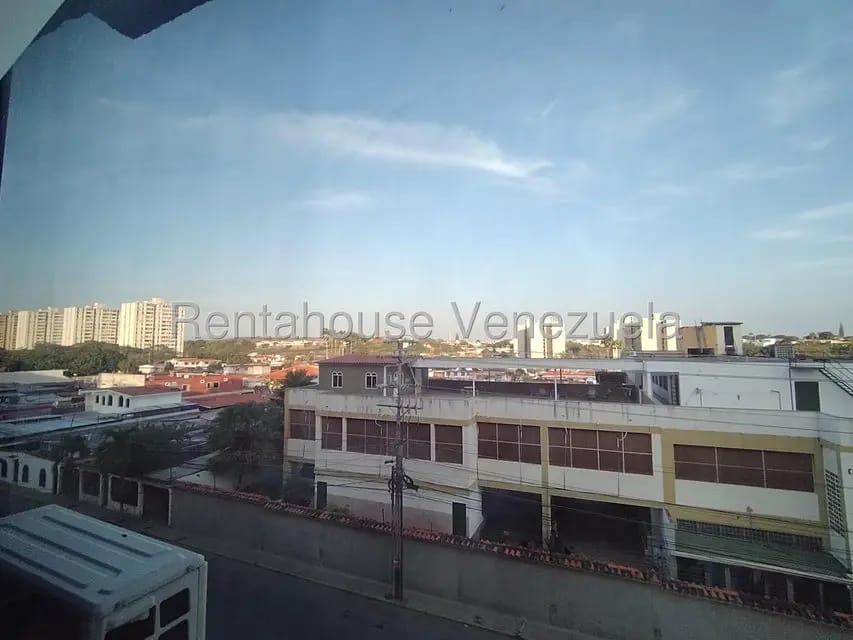 Apartamento (1 Nivel) en Venta en Del Este, Lara - 40