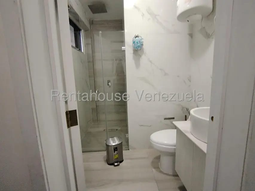 Apartamento (1 Nivel) en Venta en Del Este, Lara - 45