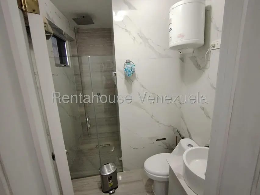 Apartamento (1 Nivel) en Venta en Del Este, Lara - 46