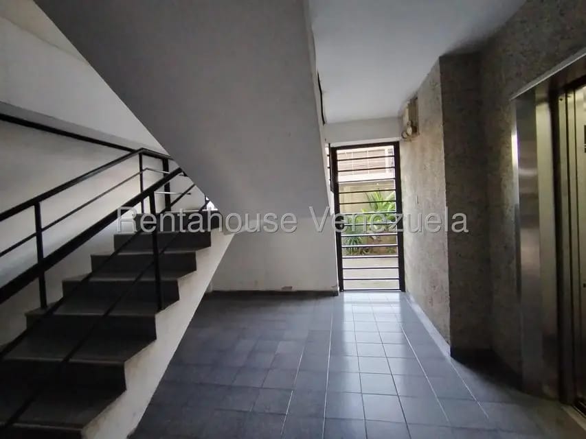 Apartamento (1 Nivel) en Venta en Del Este, Lara - 55