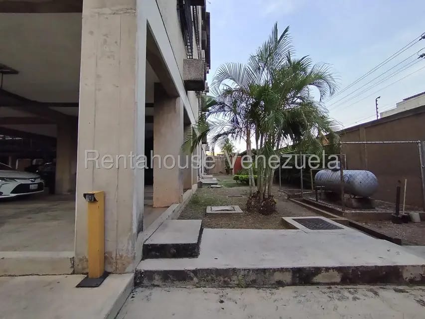 Apartamento (1 Nivel) en Venta en Del Este, Lara - 61