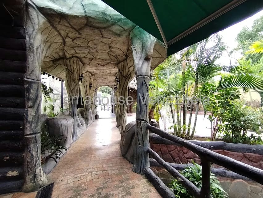 Comercial (Local Comercial) en Venta en Avenida Bolivar Norte, Carabobo - 3