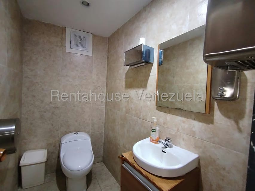 Comercial (Local Comercial) en Venta en Avenida Bolivar Norte, Carabobo - 31