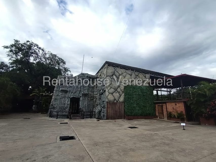 Comercial (Local Comercial) en Venta en Avenida Bolivar Norte, Carabobo - 40