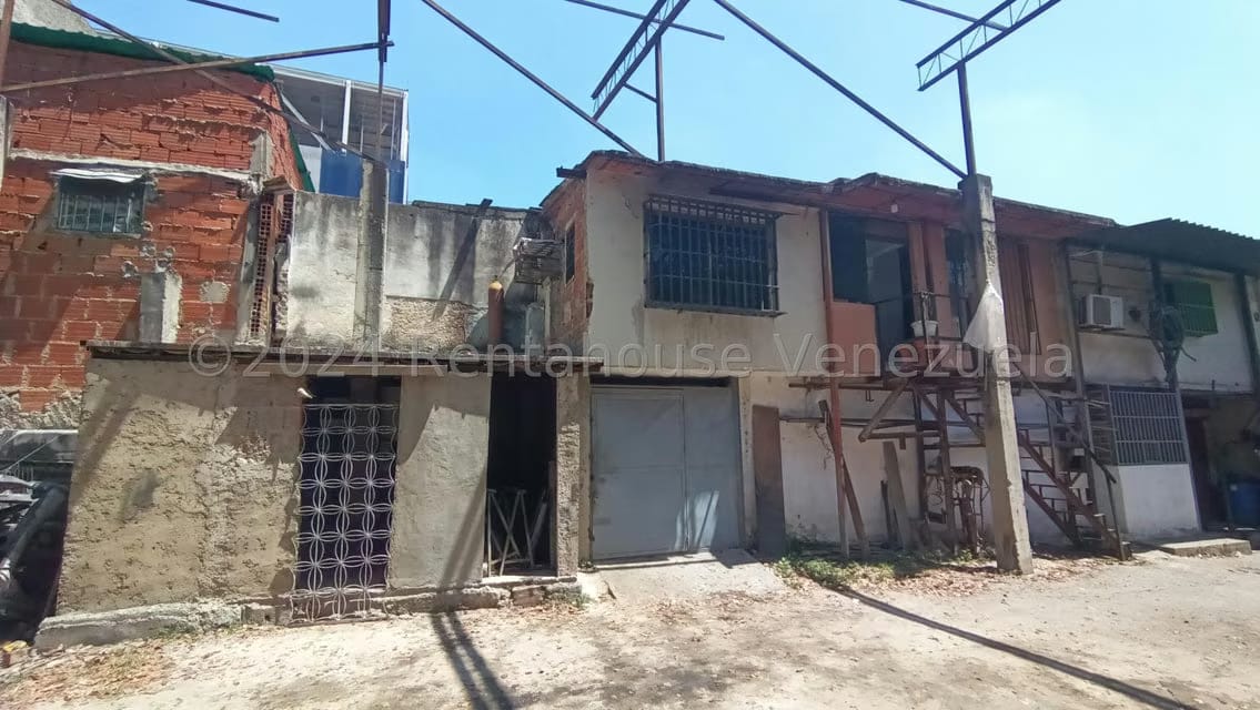 Terreno (Comercial) en Venta en Catia, Distrito Metropolitano - 13