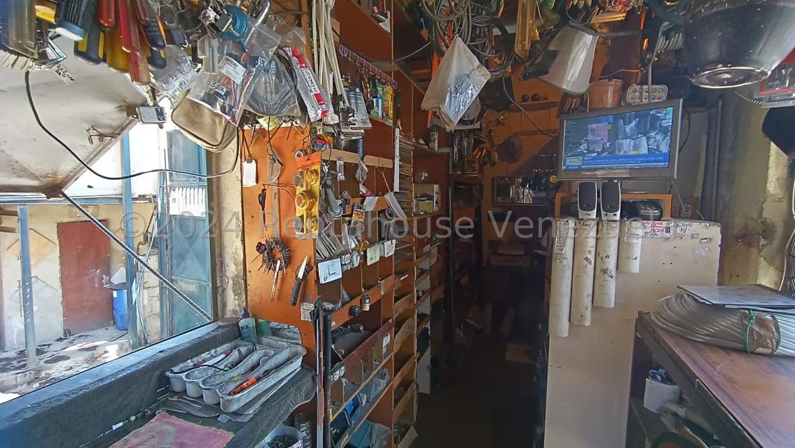 Terreno (Comercial) en Venta en Catia, Distrito Metropolitano - 3