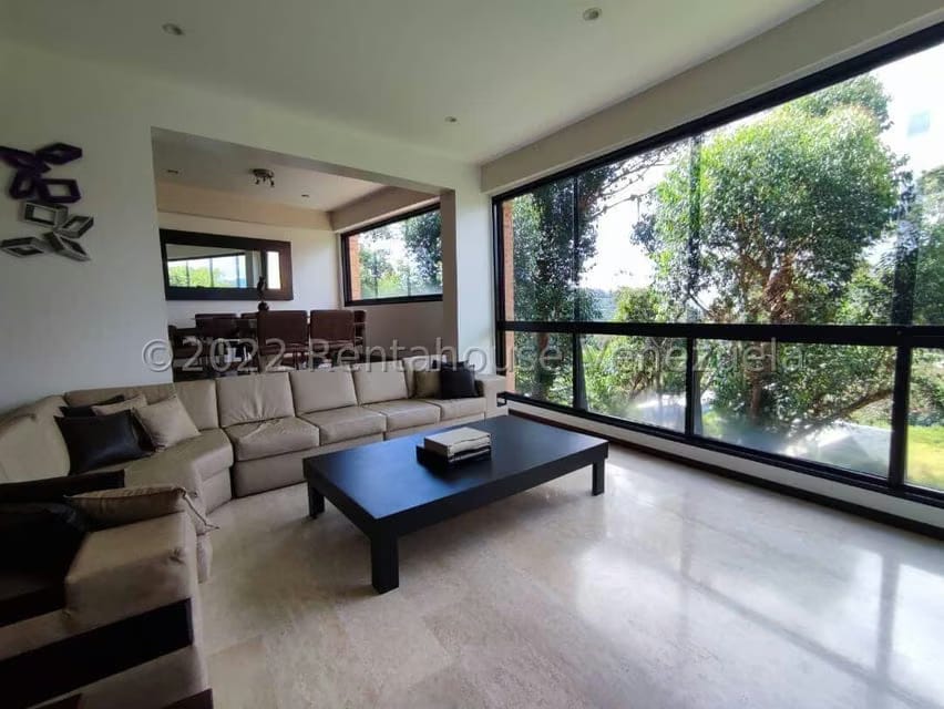 Townhouse (Multiples Niveles) en Venta en Los Guayabitos, Distrito Metropolitano - 12