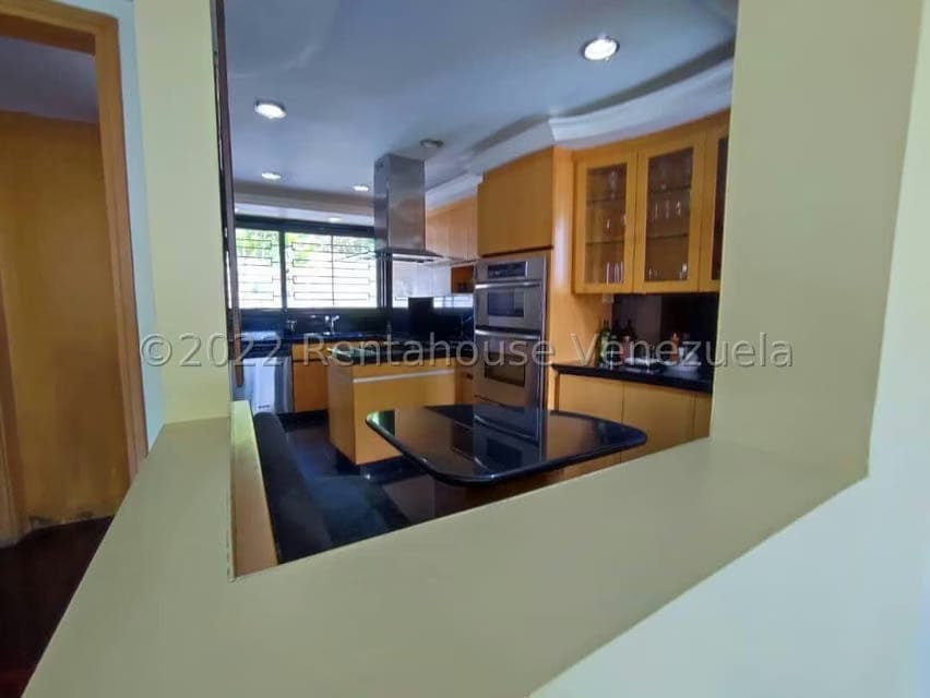 Townhouse (Multiples Niveles) en Venta en Los Guayabitos, Distrito Metropolitano - 17