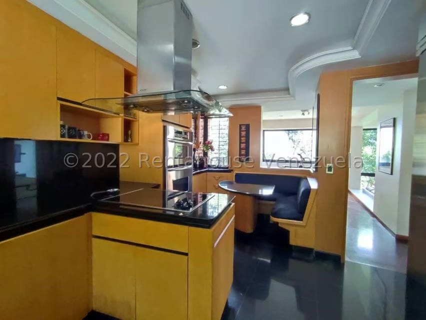 Townhouse (Multiples Niveles) en Venta en Los Guayabitos, Distrito Metropolitano - 18