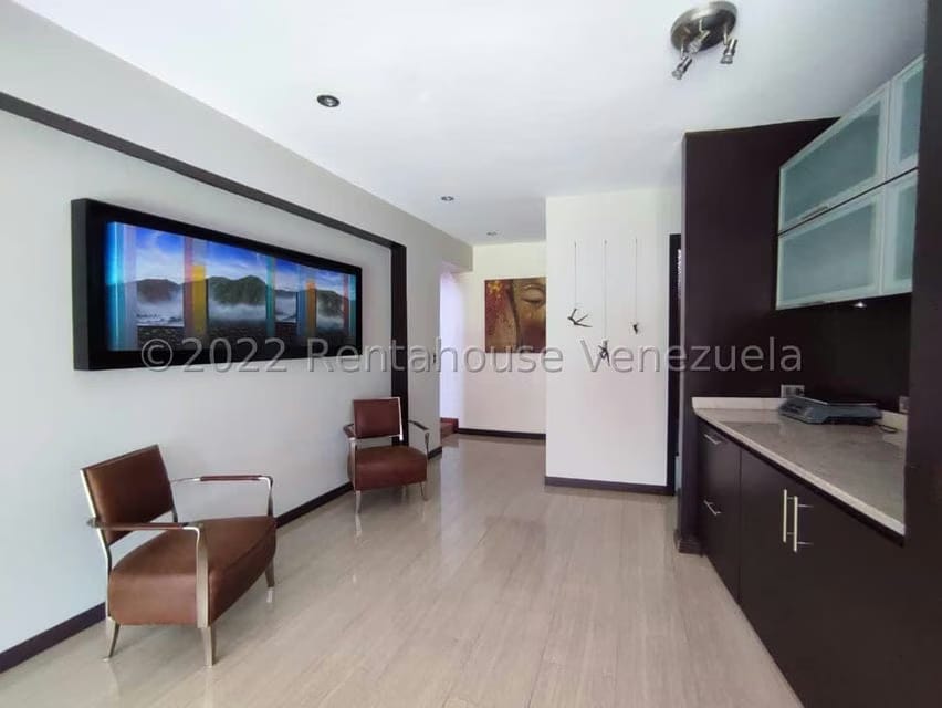 Townhouse (Multiples Niveles) en Venta en Los Guayabitos, Distrito Metropolitano - 32