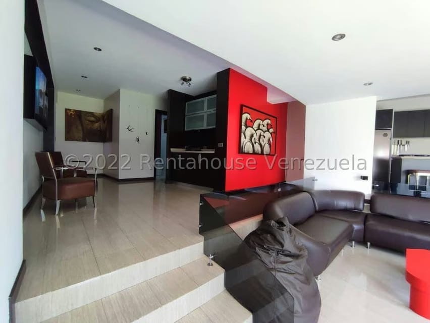 Townhouse (Multiples Niveles) en Venta en Los Guayabitos, Distrito Metropolitano - 34