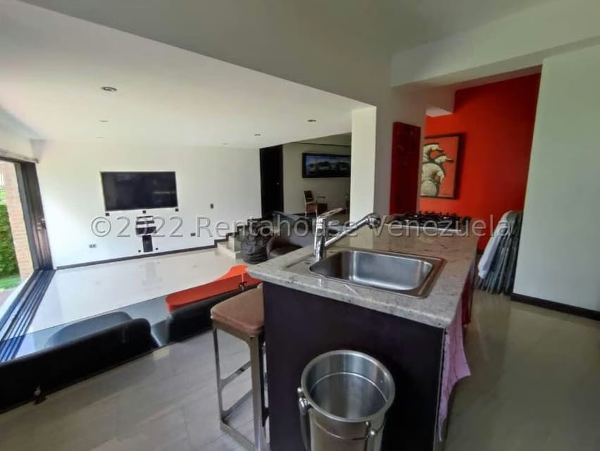 Townhouse (Multiples Niveles) en Venta en Los Guayabitos, Distrito Metropolitano - 38