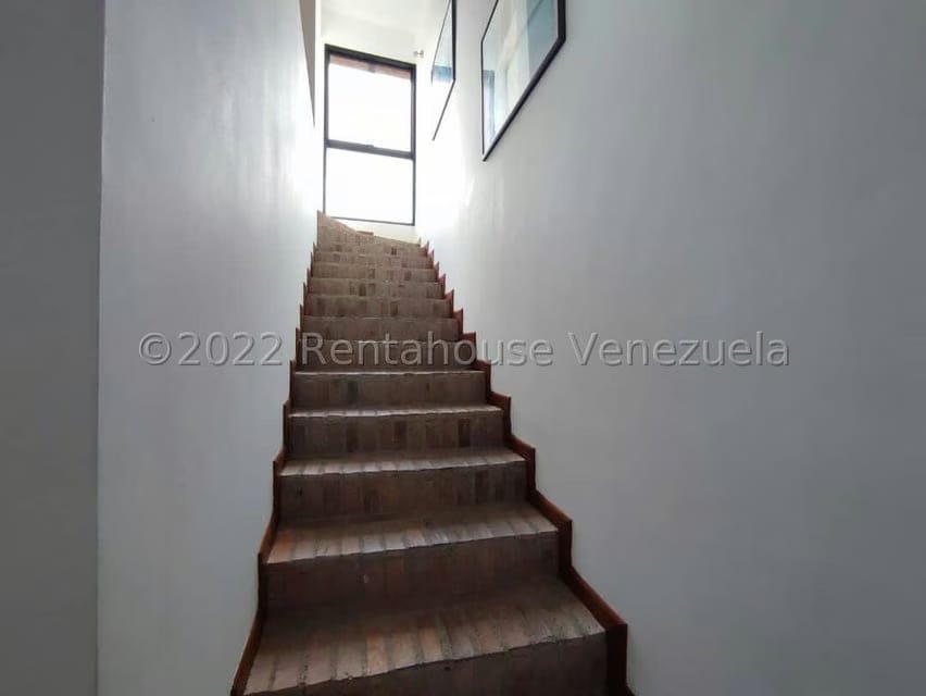 Townhouse (Multiples Niveles) en Venta en Los Guayabitos, Distrito Metropolitano - 40
