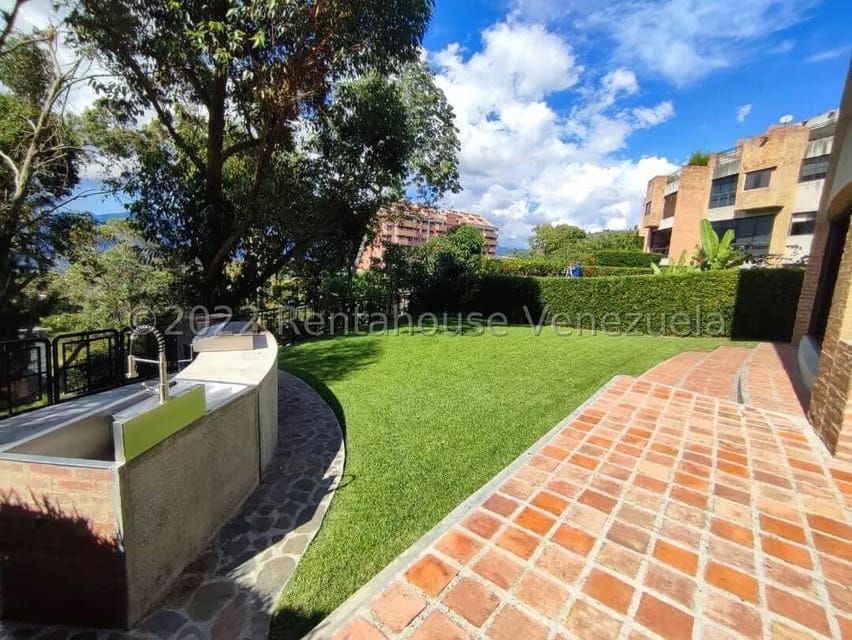 Townhouse (Multiples Niveles) en Venta en Los Guayabitos, Distrito Metropolitano - 45