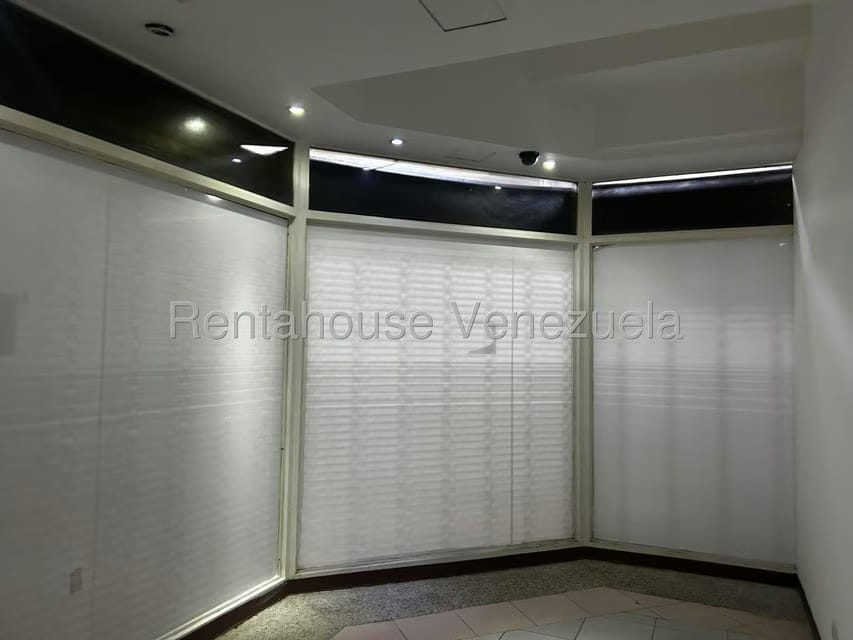 Comercial (Local Comercial) en Venta en Chacaito, Distrito Metropolitano - 2