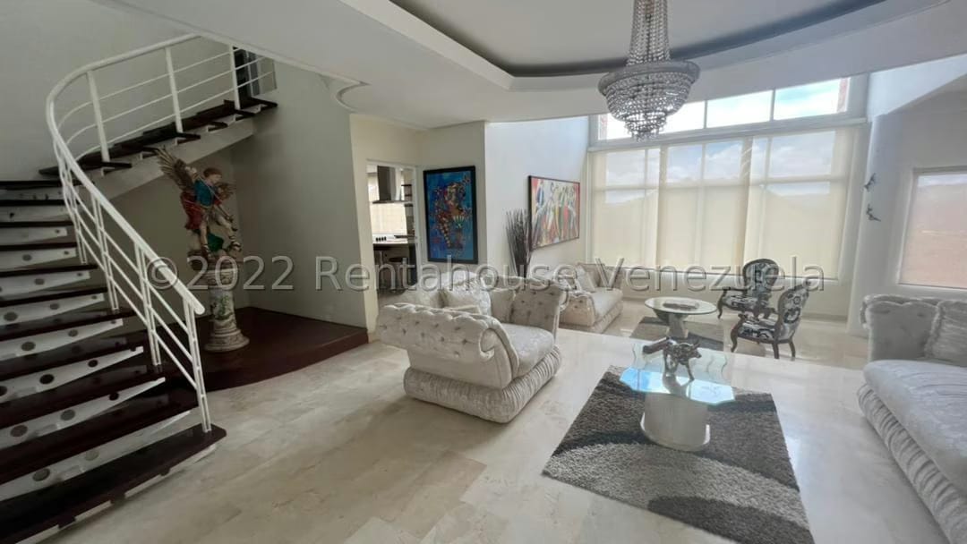Casa (Multipes Niveles) en Venta en Caicaguana, Distrito Metropolitano - 2