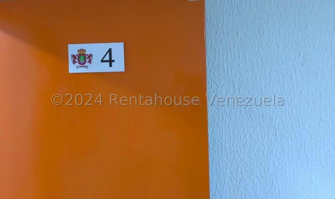 Comercial (Oficina) en Alquiler en Parroquia La Candelaria, Distrito Metropolitano - 8