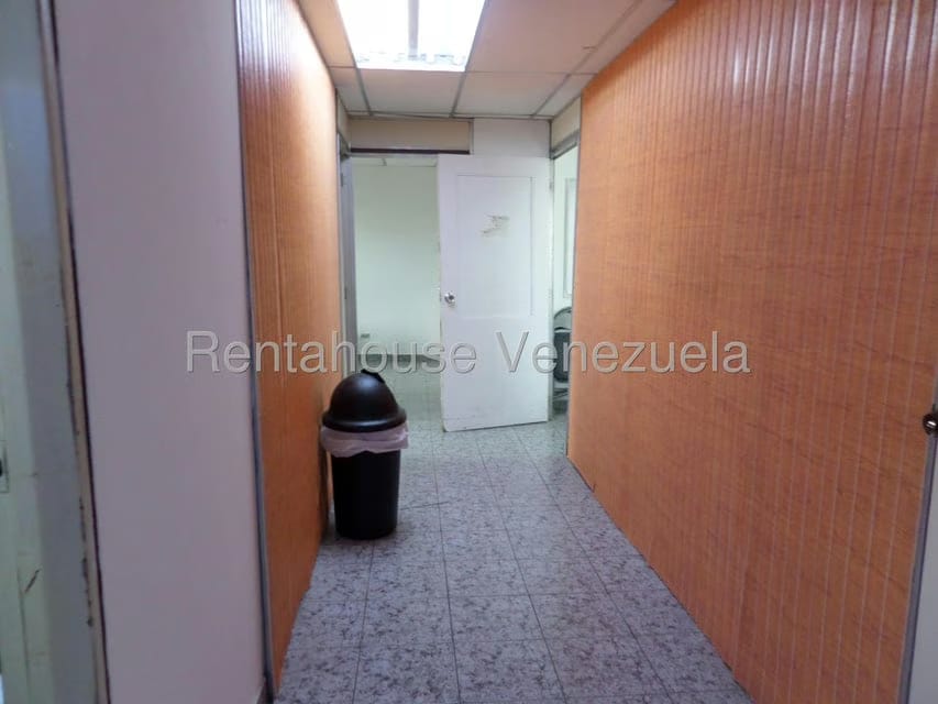 Comercial (Oficina) en Alquiler en Los Cortijos de Lourdes, Distrito Metropolitano - 6