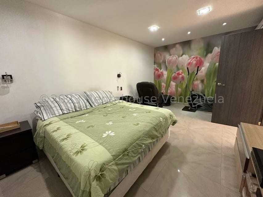 Apartamento (1 Nivel) en Venta en Lomas del Sol, Distrito Metropolitano - 24