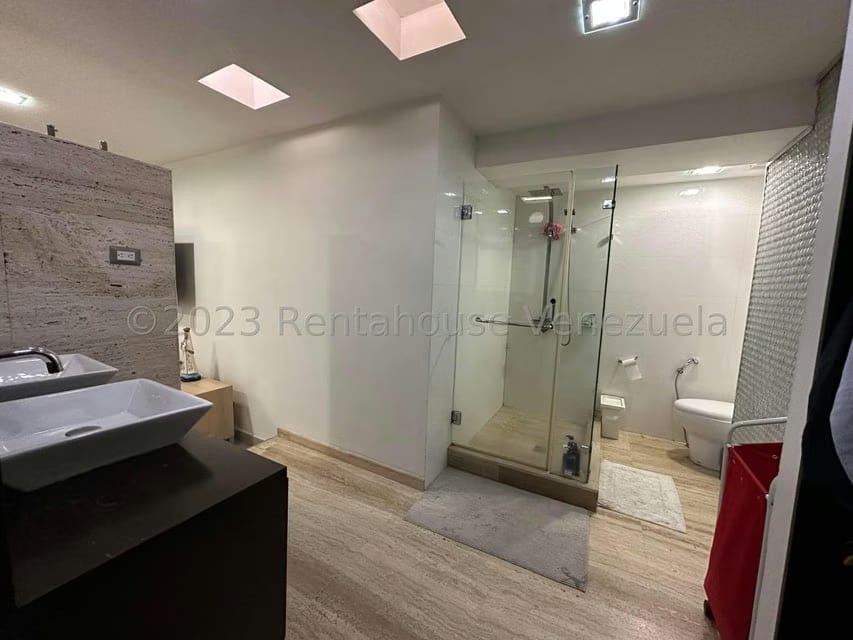 Apartamento (1 Nivel) en Venta en Lomas del Sol, Distrito Metropolitano - 28