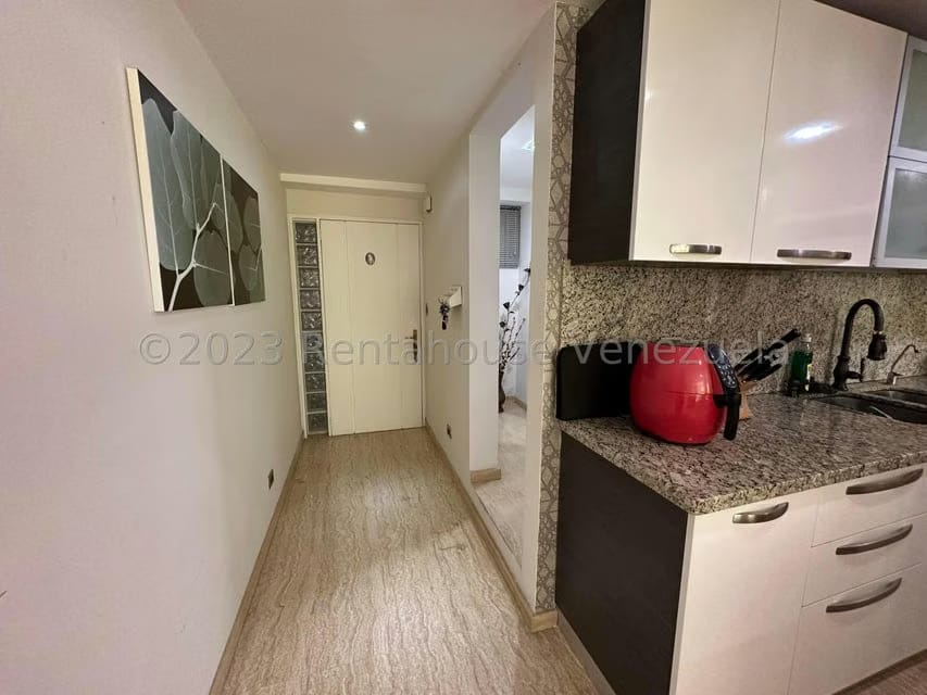 Apartamento (1 Nivel) en Venta en Lomas del Sol, Distrito Metropolitano - 4