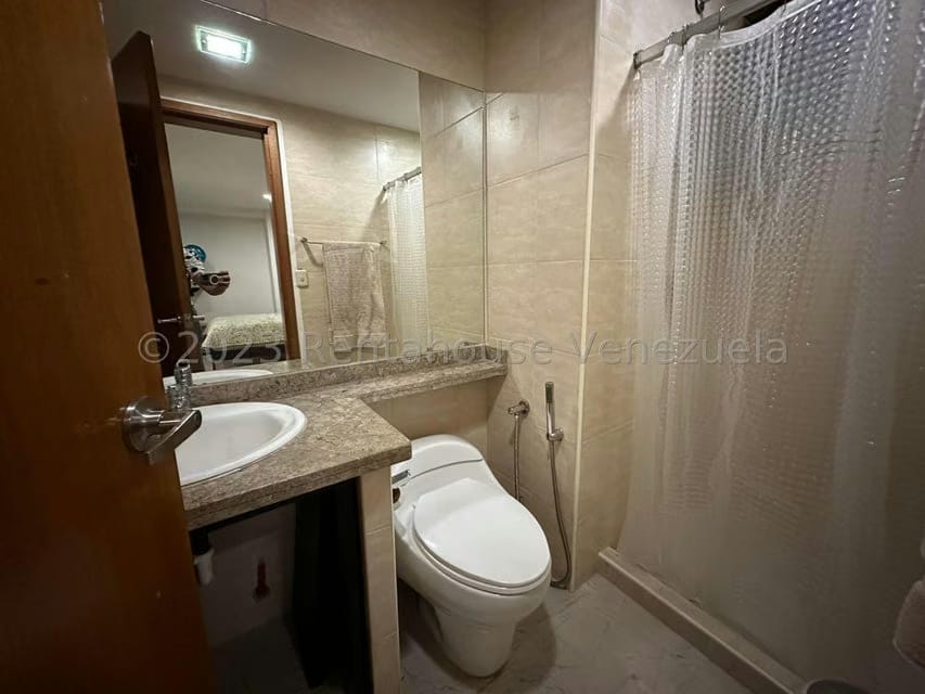 Apartamento (1 Nivel) en Venta en Lomas del Sol, Distrito Metropolitano - 31