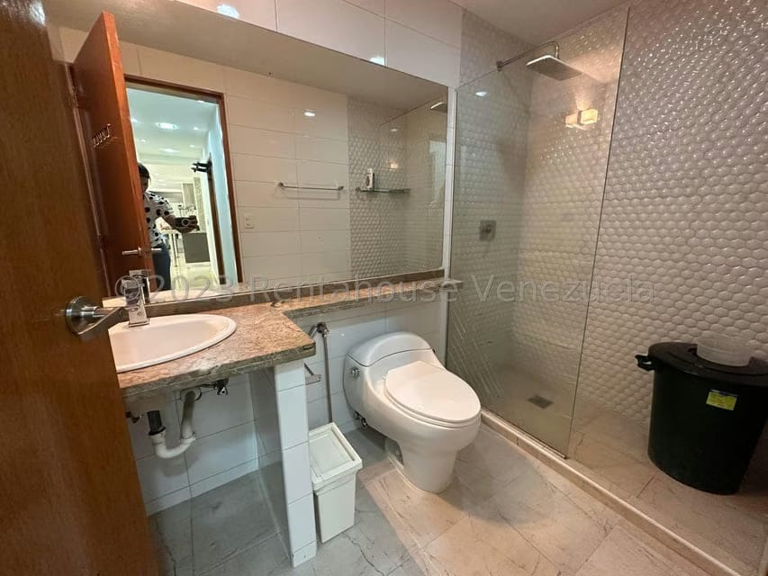 Apartamento (1 Nivel) en Venta en Lomas del Sol, Distrito Metropolitano - 36