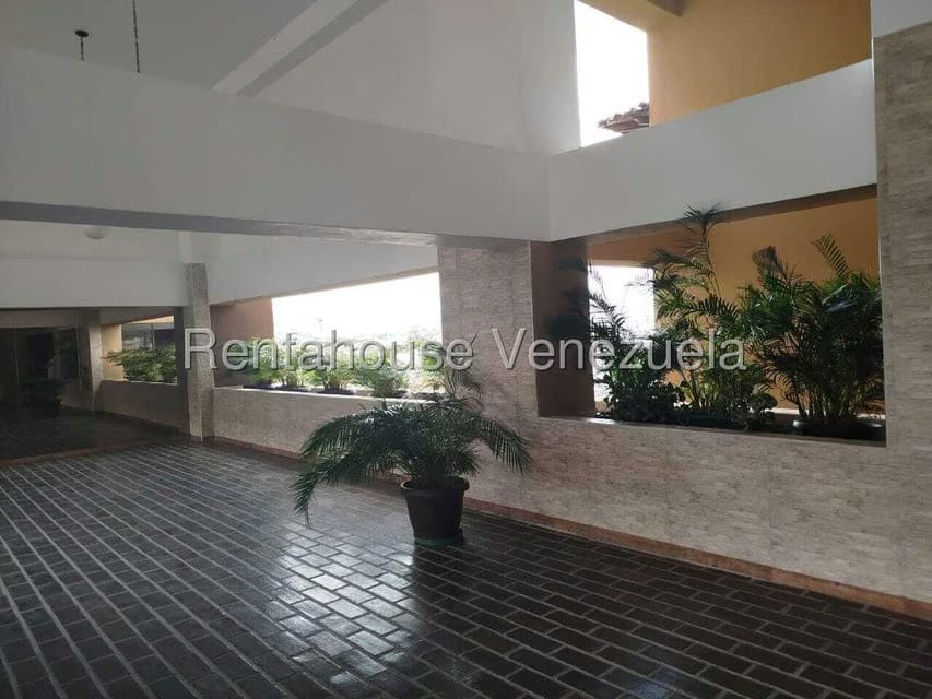 Apartamento (Duplex) en Venta en Colinas de Quinta Altamira, Distrito Metropolitano - 3